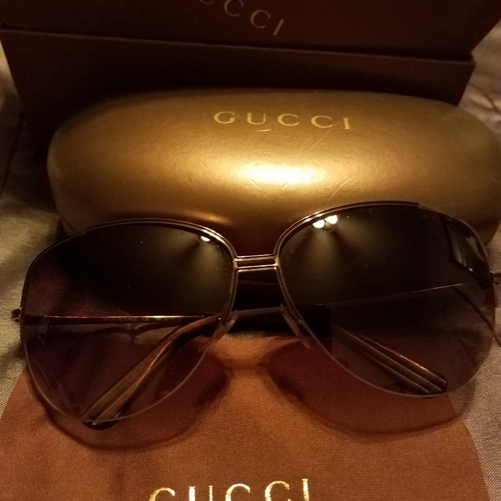 Gucci unisex sunglasses